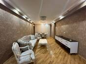Сдаётся 3-комн. новостройка 140 м², м. Нефтчиляр, photo 1 from 8