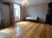İcarəyə verilir 2 otaqlı köhnə tikili 55 m², 28 May m., photo 2 from 8