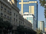 Satılır 3 otaqlı köhnə tikili 120 m², Sahil m., photo 1 from 8