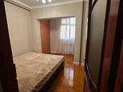 İcarəyə verilir 2 otaqlı köhnə tikili 70 m², Azadlıq Prospekti m., photo 5 from 8