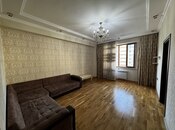 Продаётся 3-комн. новостройка 80 м², м. Кара Караев, photo 1 from 8