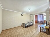 Satılır 3 otaqlı köhnə tikili 65 m², İnşaatçılar m., photo 2 from 8