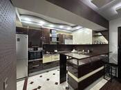 Сдаётся 2-комн. новостройка 70 м², м. Низами, photo 1 from 8