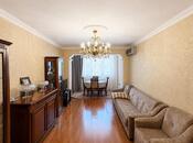 Satılır 3 otaqlı köhnə tikili 75 m², Elmlər Akademiyası m., photo 1 from 8