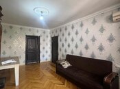 Satılır 3 otaqlı köhnə tikili 70 m², İnşaatçılar m., photo 3 from 8