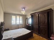 Satılır 3 otaqlı köhnə tikili 70 m², İnşaatçılar m., photo 6 from 8