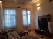 İcarəyə verilir 2 otaqlı köhnə tikili 60 m², Sahil m., photo 1 from 8