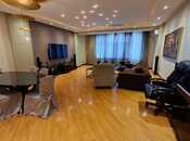 İcarəyə verilir 4 otaqlı yeni tikili 260 m², 28 May m., photo 3 from 8