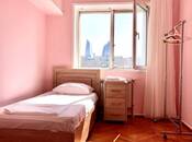 Satılır 4 otaqlı köhnə tikili 110 m², Sahil m., photo 2 from 8