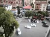 Satılır 2 otaqlı köhnə tikili 55 m², Azadlıq Prospekti m., photo 1 from 7