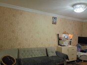 Продаётся 3-комн. вторичка 45 м², м. Элмляр Академиясы, photo 2 from 8