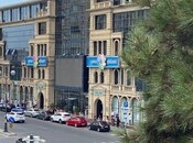 Satılır 3 otaqlı köhnə tikili 75 m², Elmlər Akademiyası m., photo 1 from 8