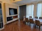 Сдаётся 3-комн. новостройка 170 м², м. Низами, photo 1 from 8