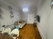 Satılır 3 otaqlı köhnə tikili 100 m², Nizami m., photo 2 from 8