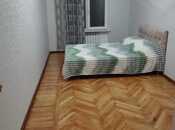 Satılır 2 otaqlı köhnə tikili 60 m², İnşaatçılar m., photo 2 from 8