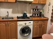 Satılır 2 otaqlı köhnə tikili 40 m², Yasamal r., photo 7 from 8