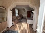Satılır 4 otaqlı köhnə tikili 95 m², Nizami m., photo 2 from 8