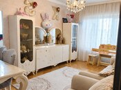 Продаётся 2-комн. вторичка 65 м², м. 20 января, photo 1 from 8