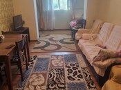 Продается 3-комн. вторичка 70 м², м. Нефтчиляр, photo 2 from 8