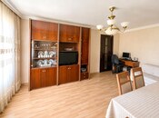 Продаётся 2-комн. вторичка 55 м², м. Элмляр Академиясы, photo 4 from 8