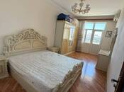 Продаётся 2-комн. новостройка 96 м², м. Иншаатчылар, photo 1 from 5