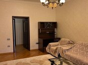 Сдаётся 2-комн. вторичка 65 м², м. Ичеришехер, photo 3 from 8