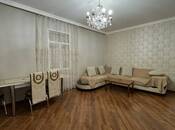 Сдаётся 2-комн. новостройка 65 м², м. Иншаатчылар, photo 1 from 8