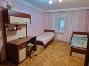 Satılır 3 otaqlı köhnə tikili 90 m², İnşaatçılar m., photo 4 from 5
