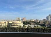Satılır 4 otaqlı yeni tikili 180 m², 3-cü mikrorayon q., photo 1 from 8