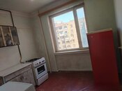 Satılır 2 otaqlı köhnə tikili 65 m², Azadlıq Prospekti m., photo 4 from 8