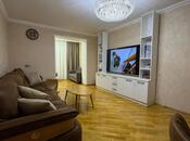 Продаётся 3-комн. вторичка 80 м², м. Нефтчиляр, photo 3 from 8