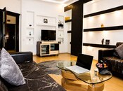 Продаётся 3-комн. новостройка 105 м², м. Нефтчиляр, photo 1 from 8