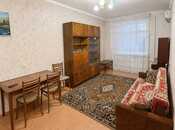 Сдаётся 3-комн. вторичка 70 м², м. Ази Асланов, photo 1 from 8