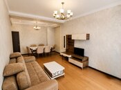 Сдаётся 2-комн. новостройка 70 м², м. 20 января, photo 1 from 8