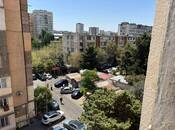 Satılır 2 otaqlı köhnə tikili 50 m², Azadlıq Prospekti m., photo 2 from 8