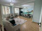Satılır 4 otaqlı köhnə tikili 110 m², Qara Qarayev m., photo 1 from 8