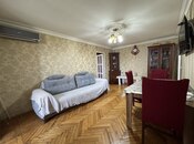Satılır 3 otaqlı köhnə tikili 45 m², İnşaatçılar m., photo 2 from 8
