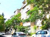 Продаётся 2-комн. вторичка 50 м², м. Нефтчиляр, photo 1 from 8