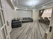 Сдаётся 3-комн. новостройка 110 м², м. Кара Караев, photo 1 from 8