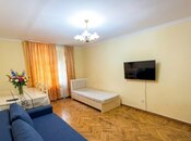 Сдаётся 3-комн. вторичка 80 м², м. Нариман Нариманов, photo 1 from 8