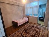Продаётся 2-комн. вторичка 38 м², м. Ази Асланов, photo 2 from 8
