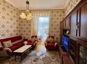 Satılır 2 otaqlı köhnə tikili 48 m², Sahil m., photo 3 from 8