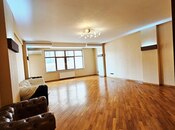 Satılır 4 otaqlı yeni tikili 230 m², 28 May m., photo 2 from 8