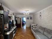 Satılır 3 otaqlı köhnə tikili 80 m², Elmlər Akademiyası m., photo 1 from 8