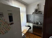 Продаётся 3-комн. вторичка 70 м², м. Кара Караев, photo 4 from 5
