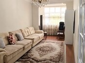 Продаётся 3-комн. вторичка 60 м², м. Ази Асланов, photo 1 from 5