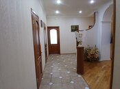 Продаётся 3-комн. новостройка 140 м², м. Низами, photo 1 from 8