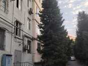Продаётся 3-комн. вторичка 45 м², м. 20 января, photo 1 from 8
