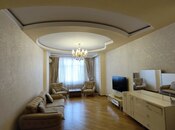 Сдаётся 3-комн. новостройка 130 м², м. Низами, photo 1 from 8