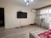 Продаётся 2-комн. вторичка 55 м², м. Кара Караев, photo 3 from 8